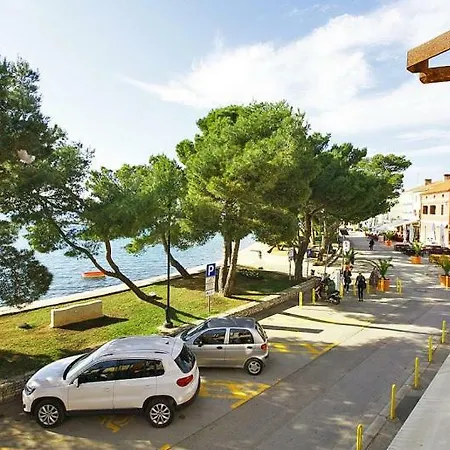 Apartman Simona * Fažana
